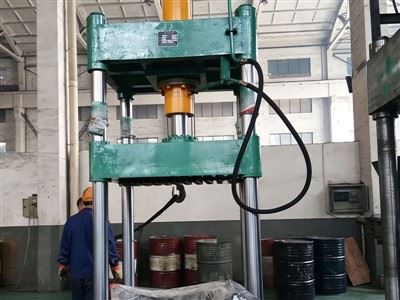 Application Areas Of Four-Column Hydraulic Presses