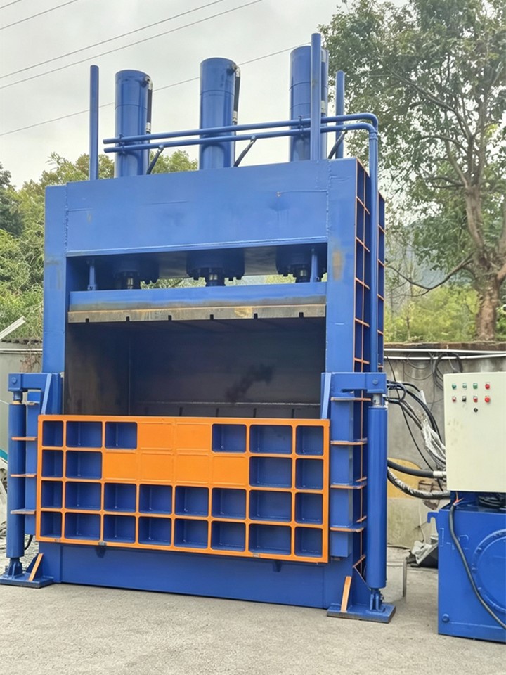 Aluminum scrap compactor Aluminum scrap compactor