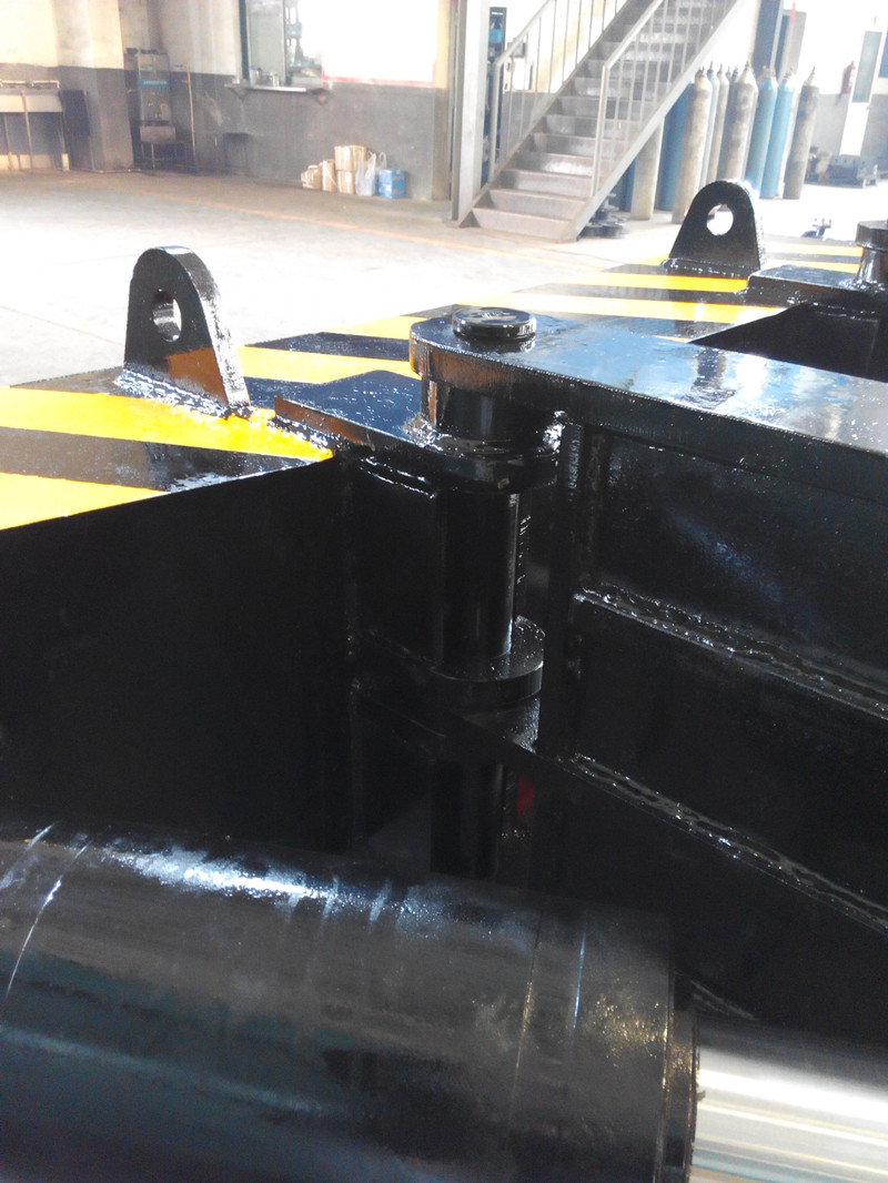 Heavy-duty metal bundle dismantling press Heavy-duty metal bundle dismantling press