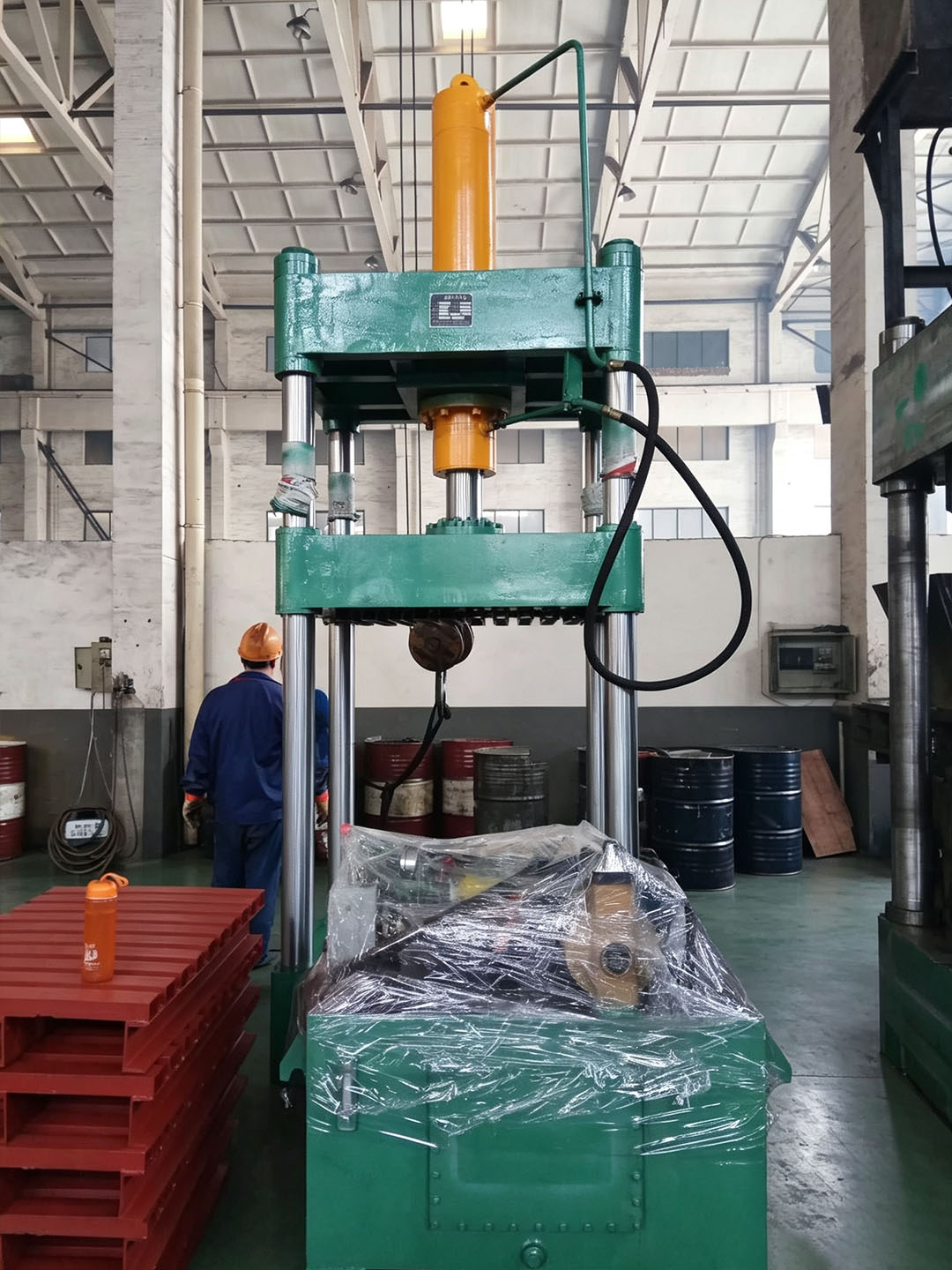 Four-column flattening press equipment Four-column flattening press equipment