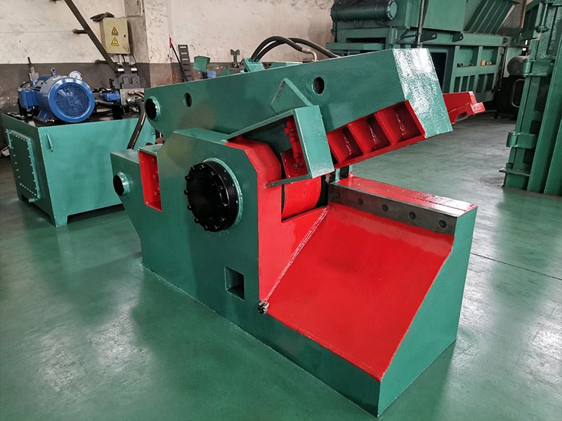 Hydraulic Scrap Shear