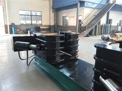Metal Bale Breaker